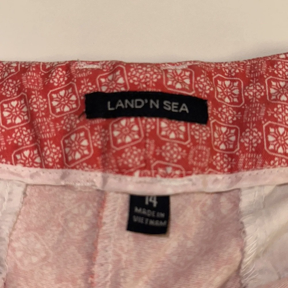 Land 'n Sea Shorts W Pockets - Picture 7 of 8